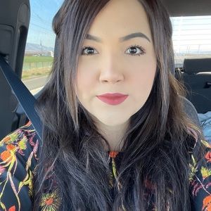 Meet your Posher, Edith